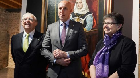 Título de Hijo Adoptivo al cónsul honorario de España en Washington | Campillo / ICAL