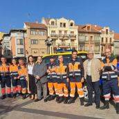 La Bañeza recibe un nuevo vehículo de apoyo para Protección Civil
