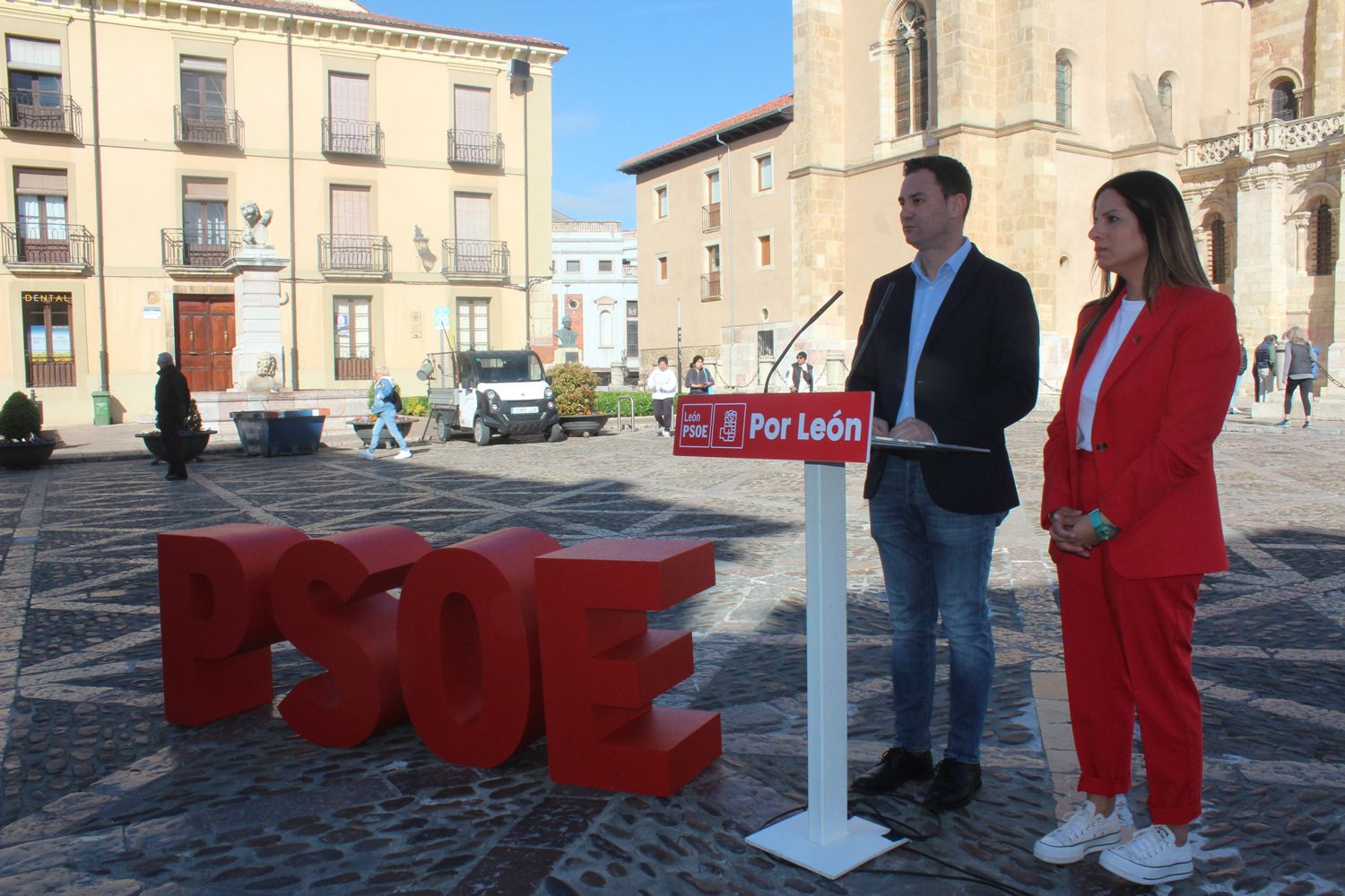 El PSOE buscará el reconocimiento de la identidad leonesa proponiendo el día 18 de abril como fiesta de la Comunidad