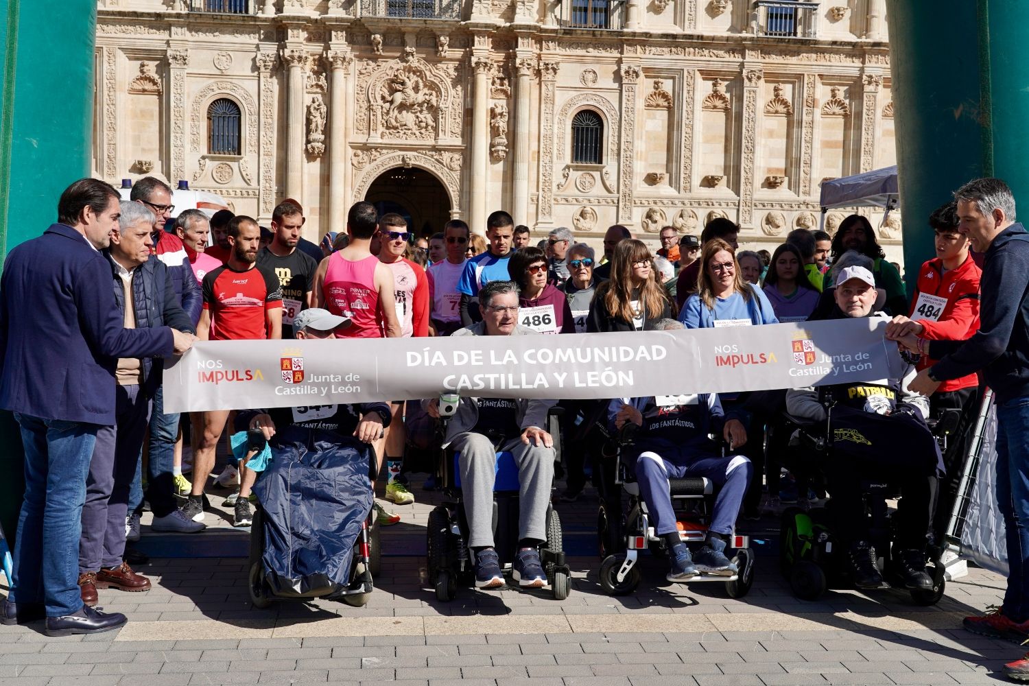 Carrera popular y marcha familiar por el Día de Castilla y León | Campillo / ICAL