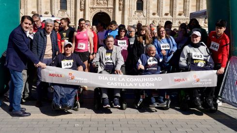 Carrera popular y marcha familiar por el Día de Castilla y León | Campillo / ICAL