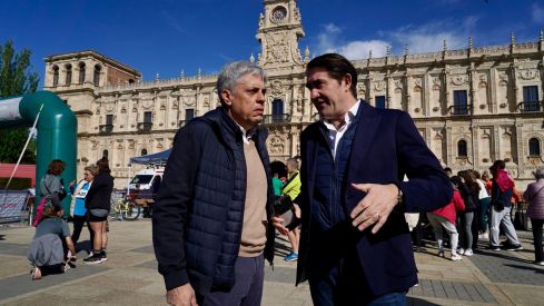 Carrera popular y marcha familiar por el Día de Castilla y León | Campillo / ICAL