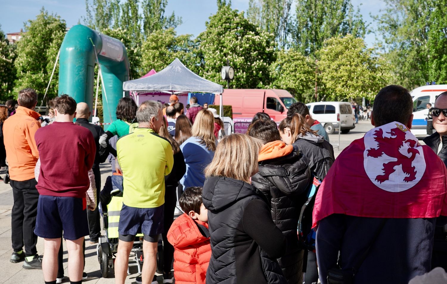 Carrera popular y marcha familiar por el Día de Castilla y León | Campillo / ICAL