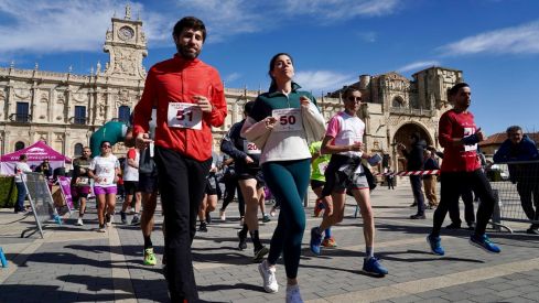 Carrera popular y marcha familiar por el Día de Castilla y León | Campillo / ICAL