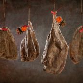 La IGP Cecina de León organiza un curso de corte a mano a cargo del berciano González Santalla