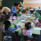 Niños en ludotecas | El Ayuntamiento de Ponferrada abre el plazo de inscripción para el programa de conciliación de verano 'Con tu tiempo'