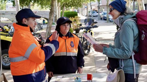 Apertura del punto de información del Camino de Santiago en Puente Castro 