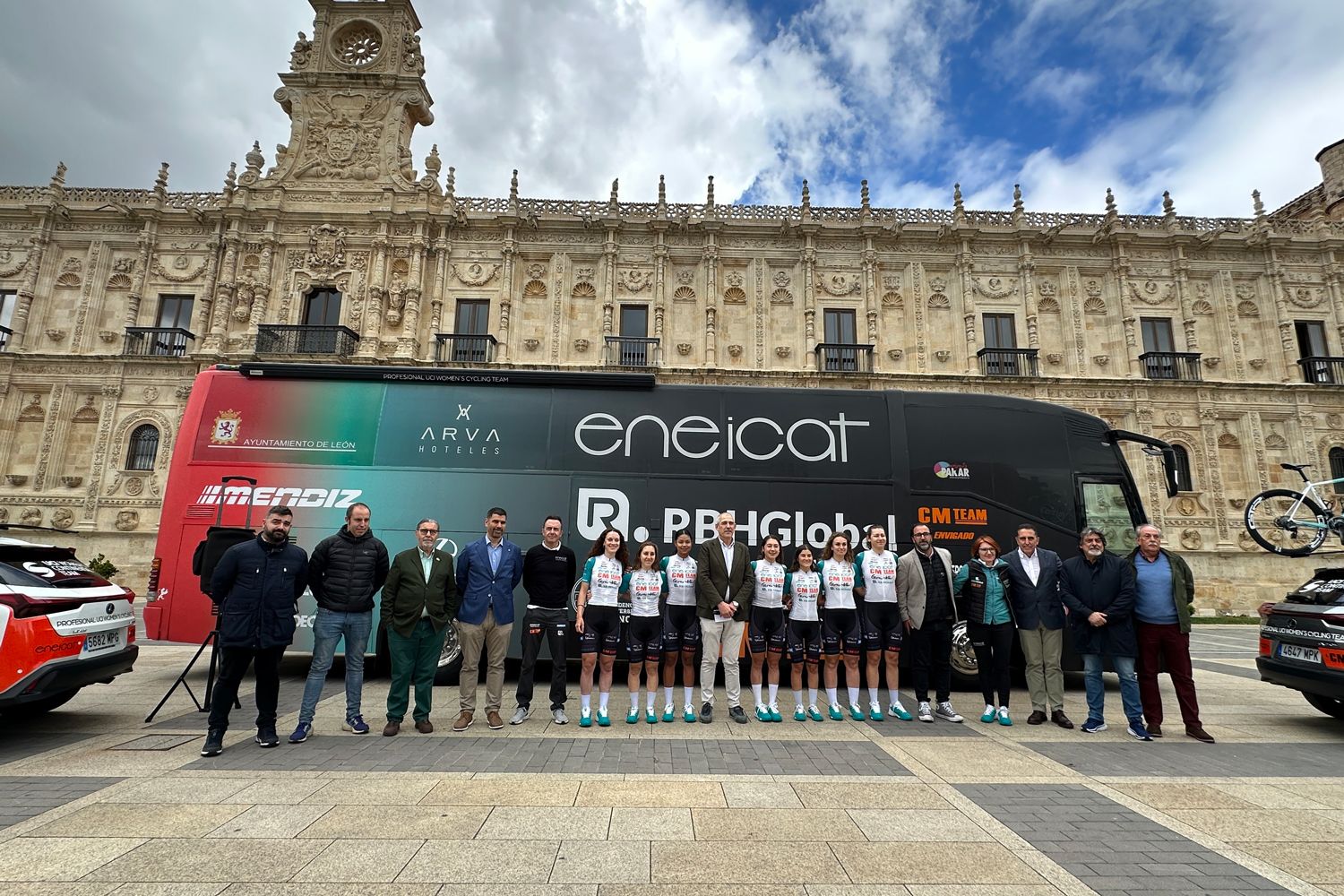 El deporte leonés competirá en La Vuelta Femenina gracias al Eneicat-CM Team