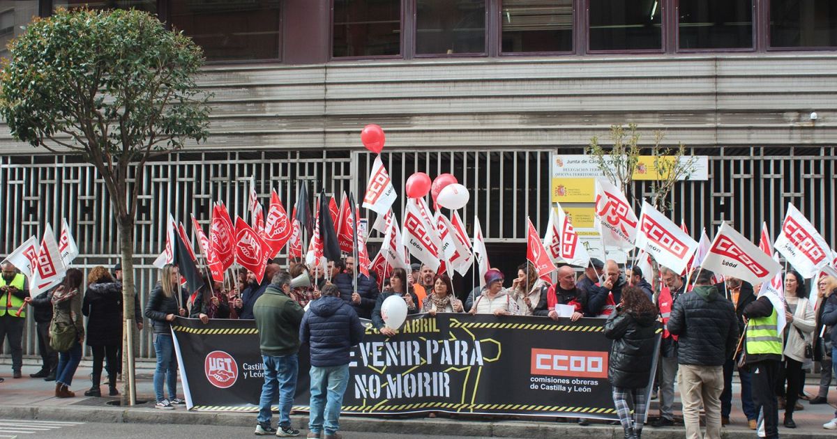 CCOO y UGT León saldrán a la calle el 1 de mayo para reclamar una ...