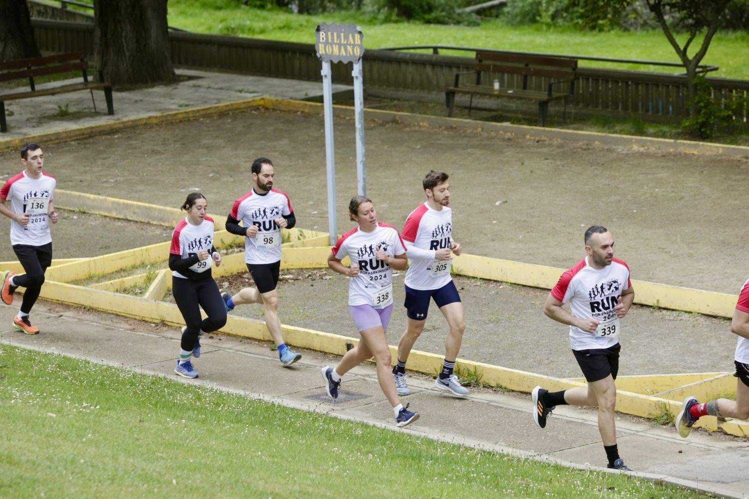 Carrera solidaria a favor de la lucha contra el Parkinson en León (1) Carrera solidaria a favor de la lucha contra el Parkinson en León (1)
