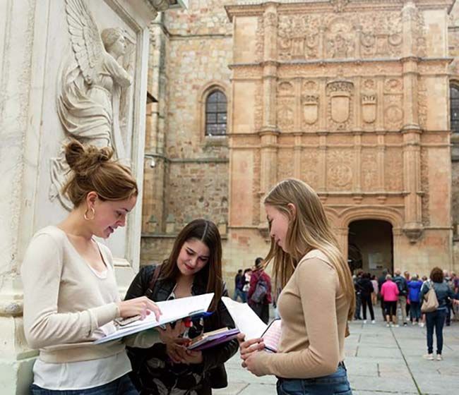 Estudiantes en la Universidad de Salamanca