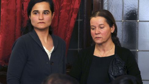 Montserrat González y su hija Triana Martínez, asesinas de Isabel Carrasco, piden "perdón" por el dolor causado | Javier Casares 