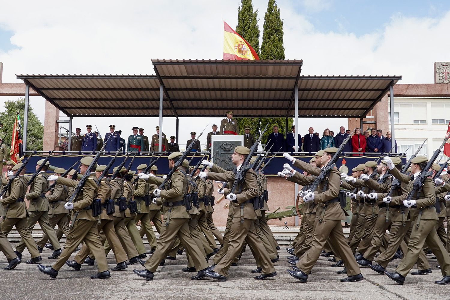 El MACA conmemora de la gesta del Dos de mayo de 1808 en León | Campillo (ICAL)