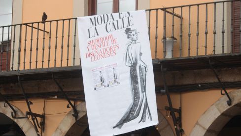 Moda en la calle - Desfile de jóvenes diseñadores leoneses