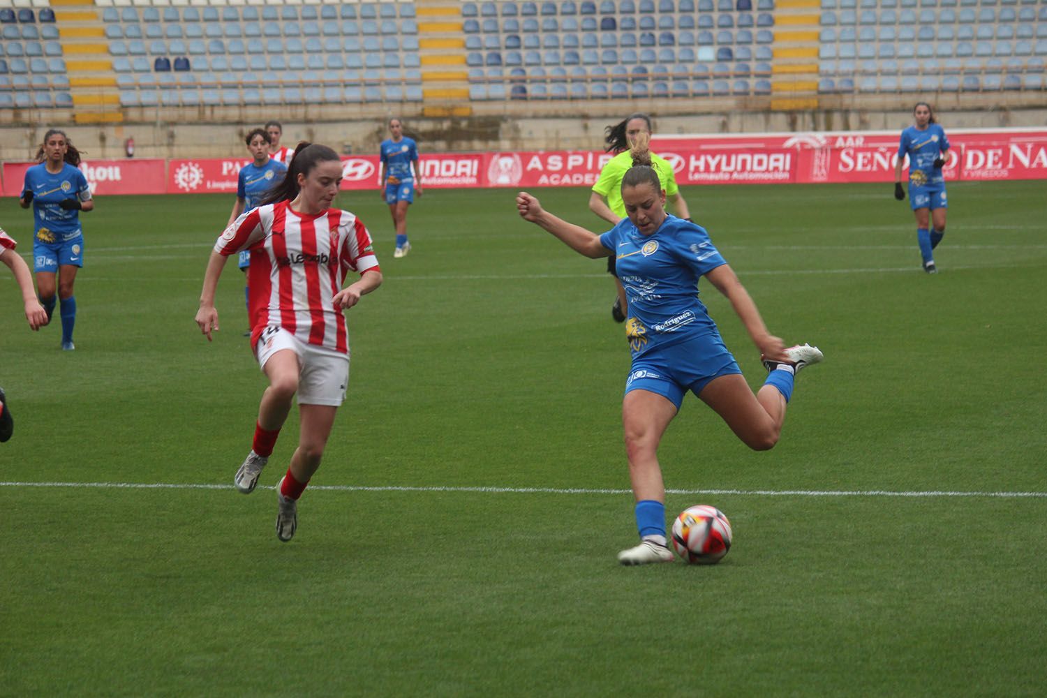 Olimpico de Leon   Sporting de Gijón Femenino35