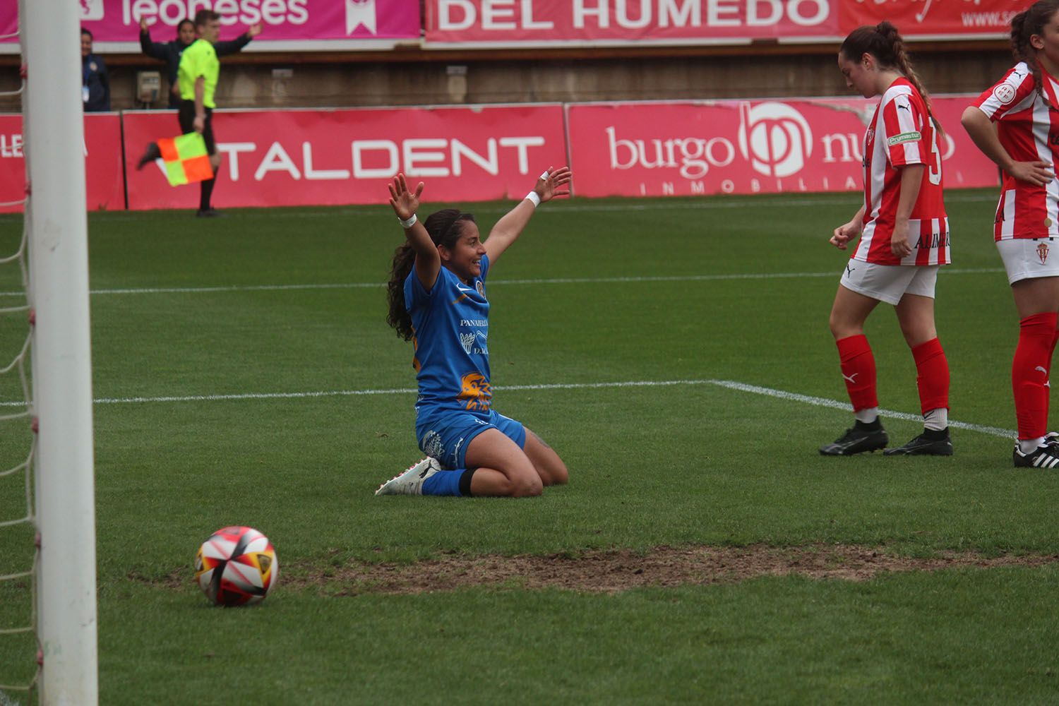 Olimpico de Leon Sporting de Gijón Femenino36