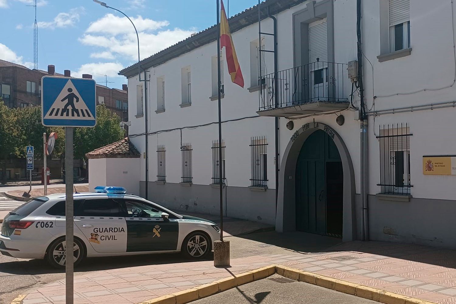 Investigan a los dueños de un bar de Valencia de Don Juan simular y denunciar un robo en su establecimiento