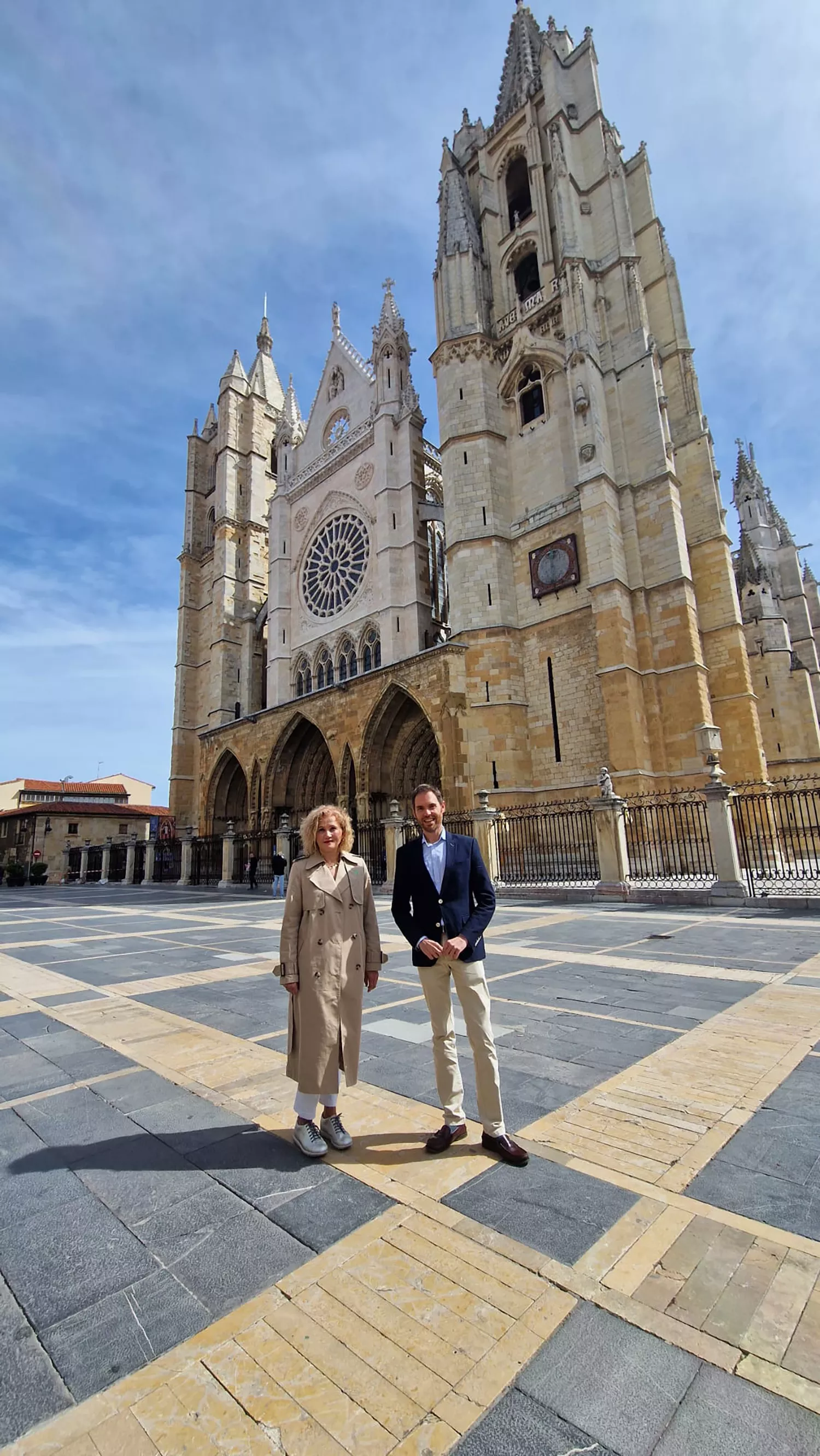 Silvia Franco y Sergio Sayas en la presentación de la PNL sobre el Lazo del Manzanal 