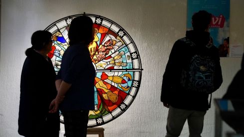 Inauguración de la exposición colectiva de los alumnos de la Escuela de Arte de León | Campillo / ICAL.