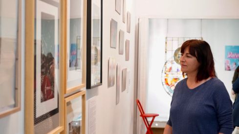 Inauguración de la exposición colectiva de los alumnos de la Escuela de Arte de León | Campillo / ICAL.