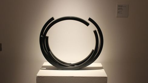 Presentación de la exposición 'La Revolución de la Escultura. De Rodin a Allen Jones' del Museo Casa Botines de León