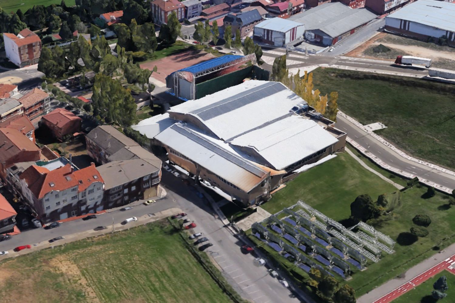 Polideportivo de Navatejera (2)