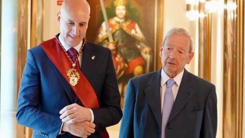 Marcelino Félix Fernández Ibáñez, Hijo Predilecto de la Ciudad de León | Campillo / ICAL Marcelino Félix Fernández Ibáñez, Hijo Predilecto de la Ciudad de León | Campillo / ICAL