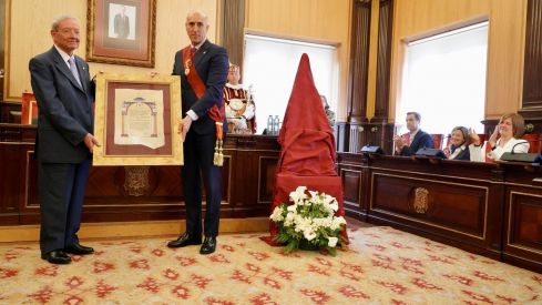 Marcelino Félix Fernández Ibáñez, Hijo Predilecto de la Ciudad de León | Campillo / ICAL Marcelino Félix Fernández Ibáñez, Hijo Predilecto de la Ciudad de León | Campillo / ICAL