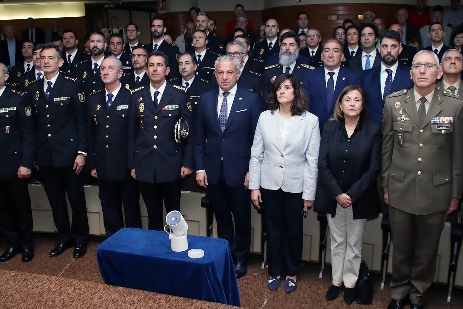 homenaje a policías nacionales jubilados en León5