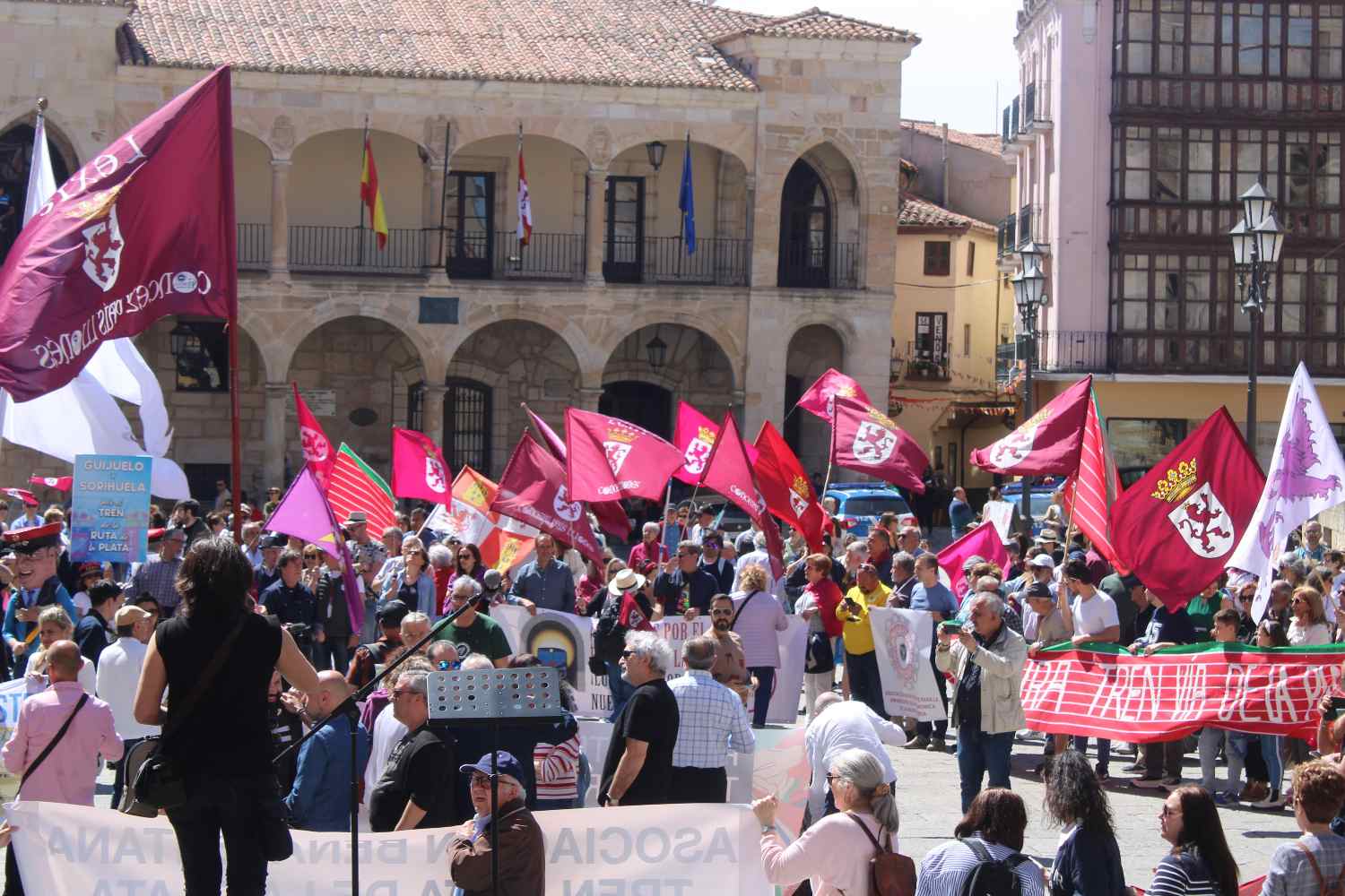 El grupo de expertos, Astorga-Plasencia 3.0, eleborara un estudio independiente al del Gobierno para reabrir la Ruta de la Plata