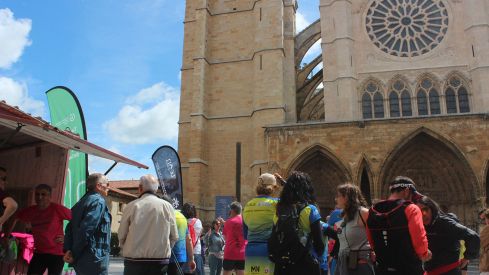 Carrera A Santiago contra el cáncer2