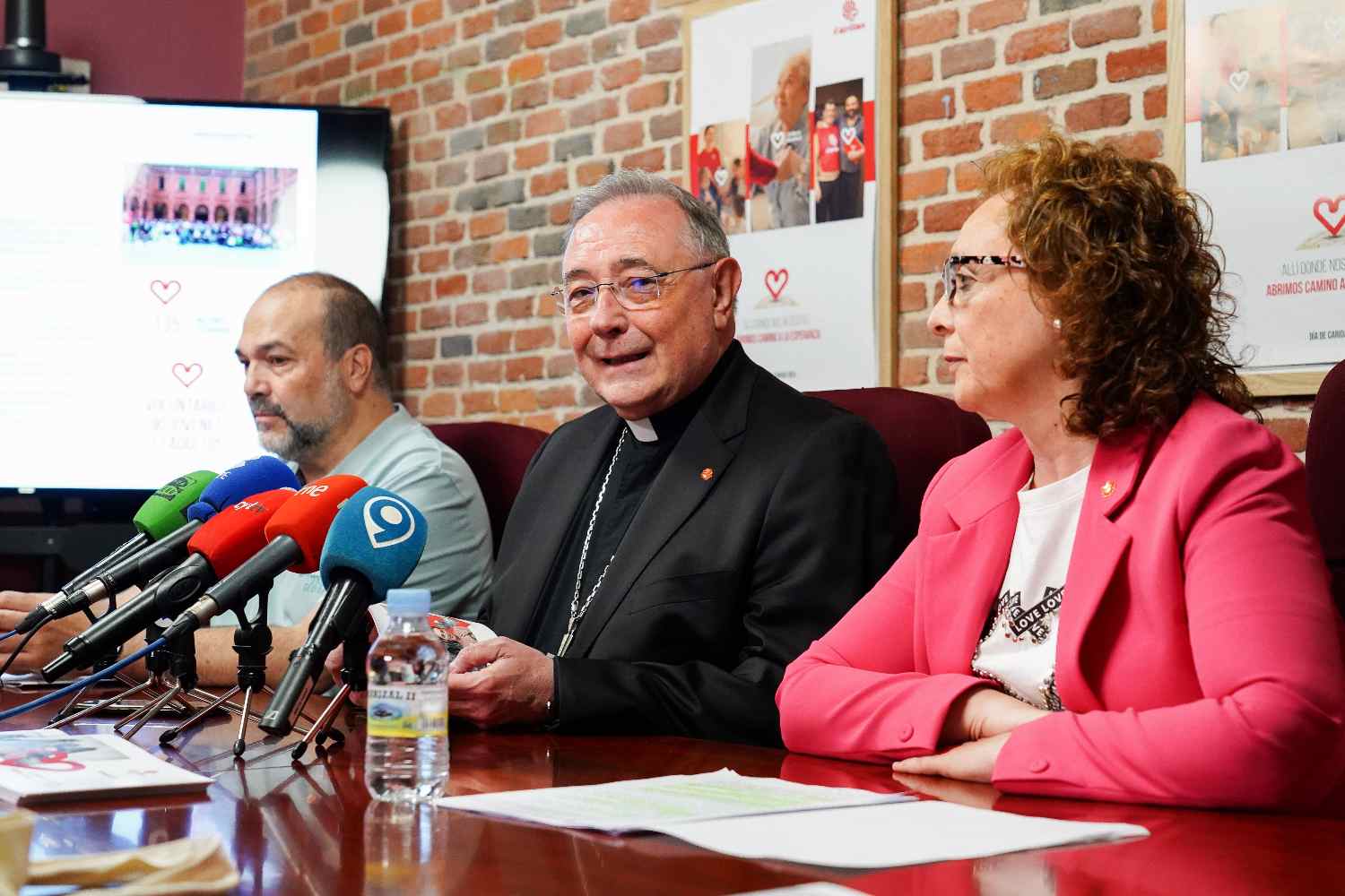 Presentación de memoria de actividades de Cáritas Diocesana de León