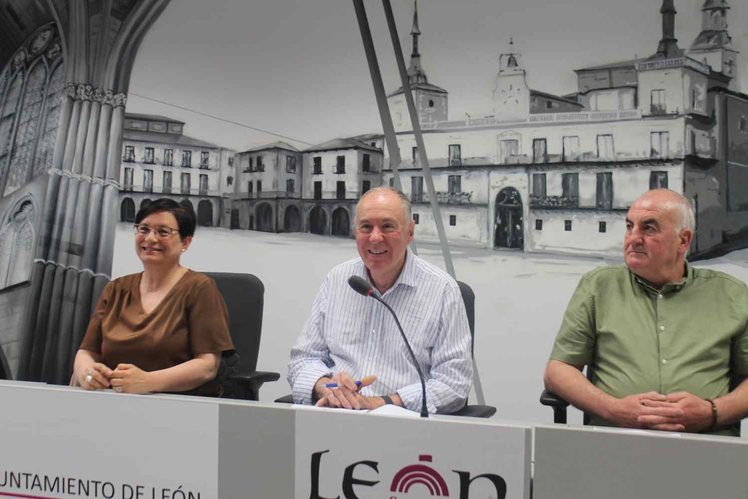 UPL pide la municipalización del servicio de autobuses de León para "racionalizar, adecuar y ampliar" las líneas
