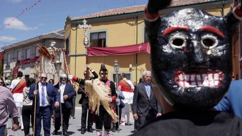 Procesión del Corpus Christi de Laguna de Negrillos | Miriam Chacón / ICAL Procesión del Corpus Christi de Laguna de Negrillos | Miriam Chacón / ICAL