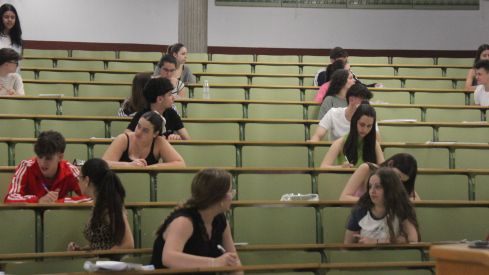 Comienza la EBAU en León 