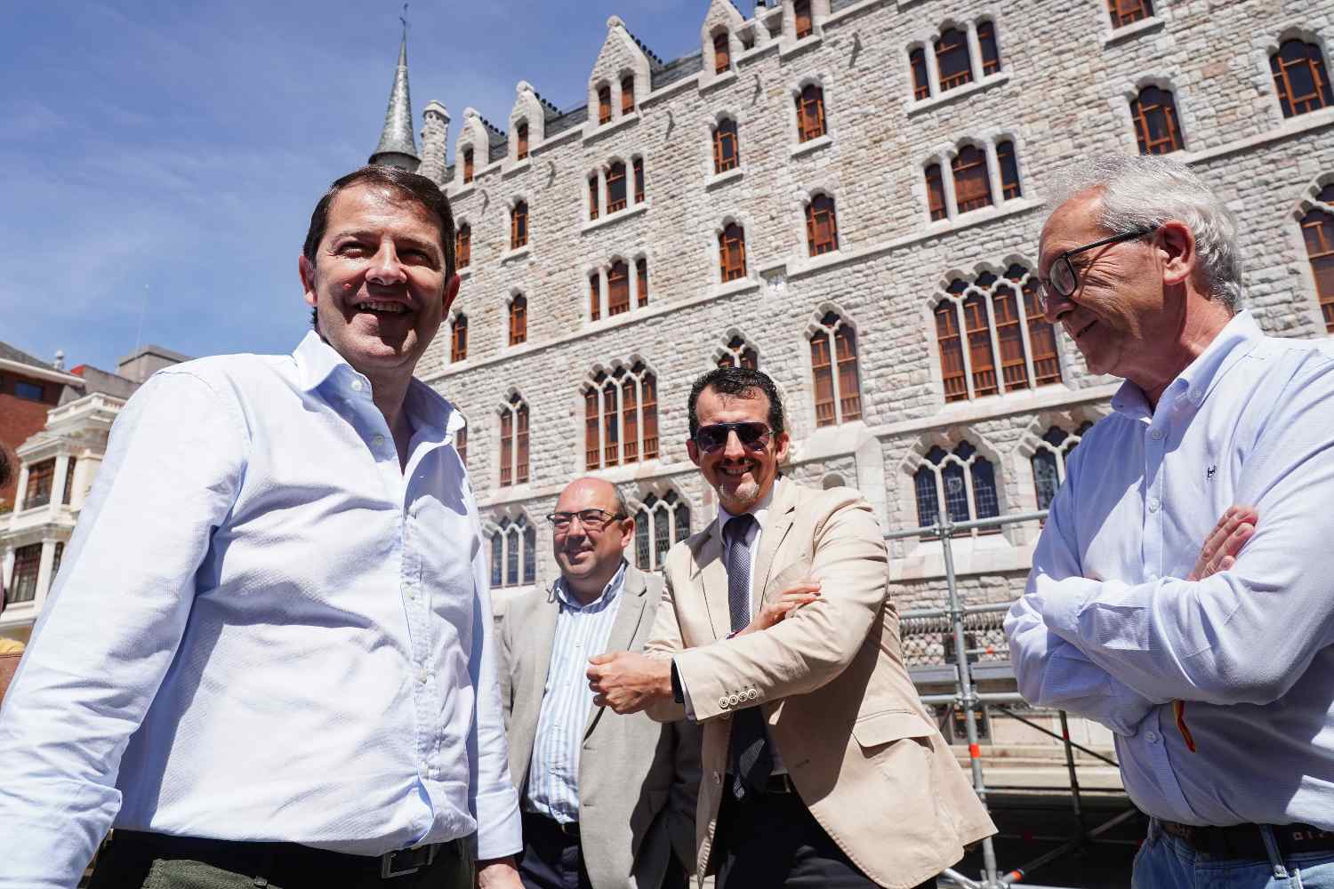 acto pp campaña europeas leon (4)