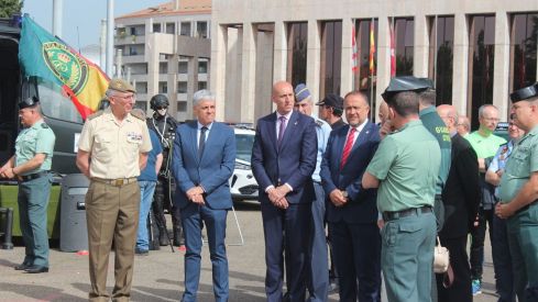 Exposición de materiales de las Fuerzas Armadas y Guardia Civil de León