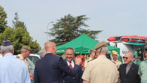 Exposición de materiales de las Fuerzas Armadas y Guardia Civil de León