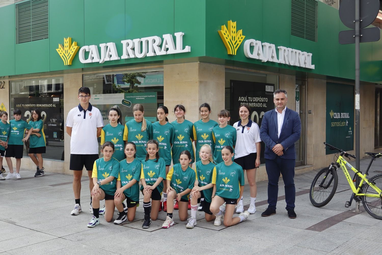 Caja Rural presenta a las selecciones de León que participarán en el Encuentro Autonómico de Selecciones PDR de baloncesto 2