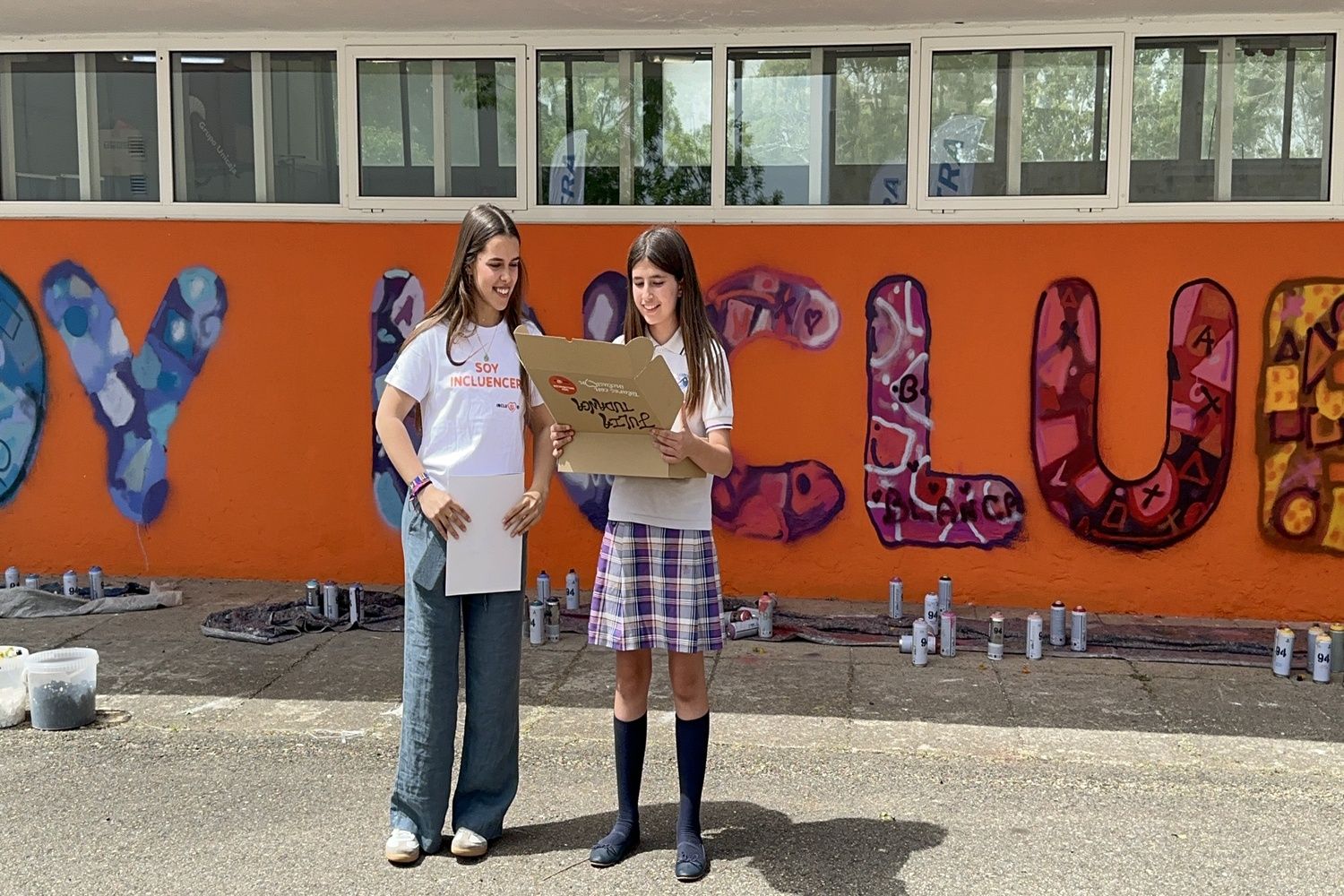 Julia Tudanca del Colegio Asunción de León gana el concurso de microrrelatos "Hazte Incluencer" de SOLTRA