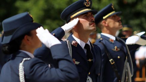 Nombramiento de Hijos Adoptivos de León a alumnos y profesores de la Academia Básica del Aire y del Espacio de La Virgen del Camino