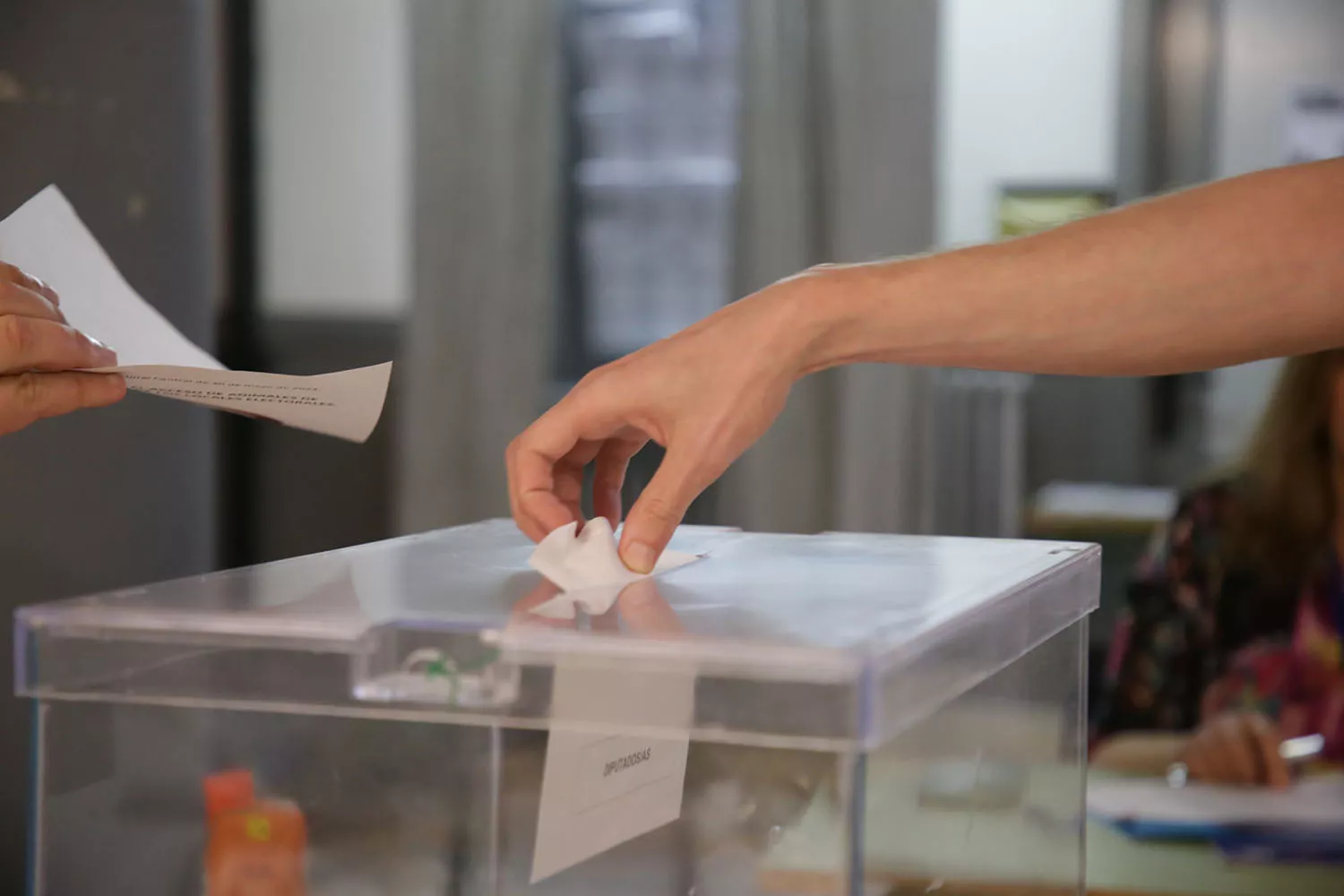 Protección Civil facilitará el voto a los ciudadanos con movilidad reducida de León en el 15M