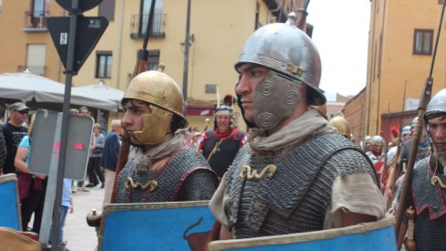 Desfile Imperial de la celebración del Natalicio del Águila