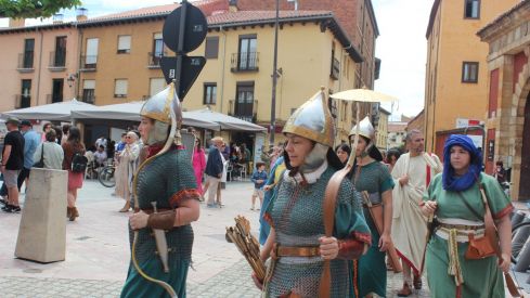 Desfile Imperial de la celebración del Natalicio del Águila