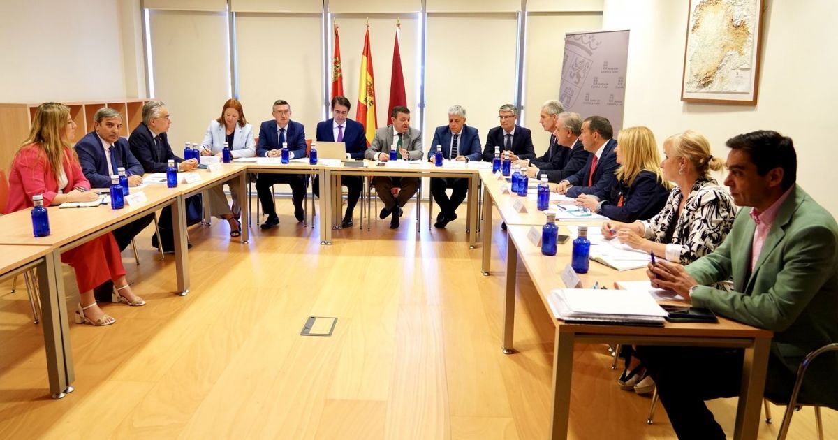 El operativo de incendios de la Junta contará con 4.720 profesionales ...