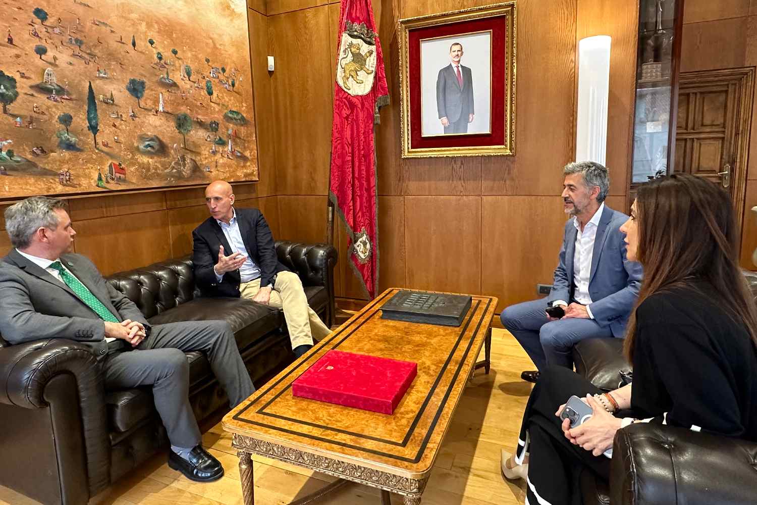 reunion ayto leon mercasa