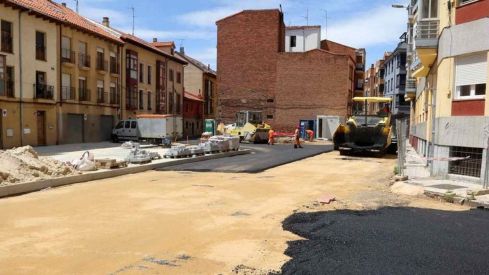 Parte de la nueva calle que unirá el Espolón y La Palomera en León entrará en servicio este lunes