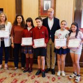 Un total de 75 escolares de cinco centros leoneses participa en el IX Certamen Microrrelatos por la Igualdad Un total de 75 escolares de cinco centros leoneses participa en el IX Certamen Microrrelatos por la Igualdad