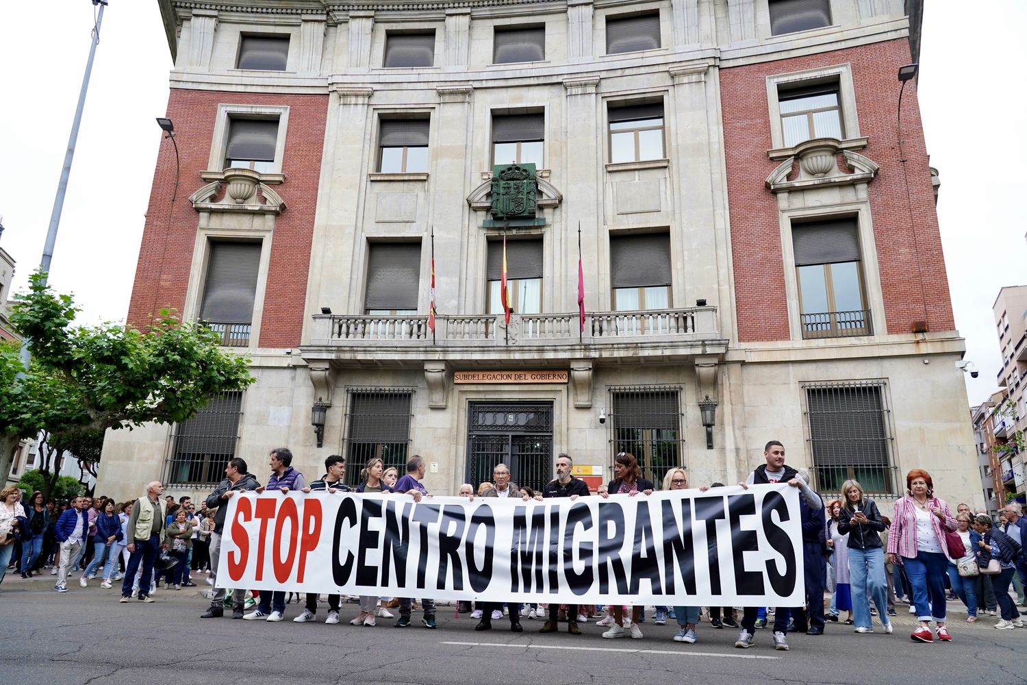 Concentración por la apertura del Centro de Atención a Inmigrantes en Villarrodrigo de las Regueras | Campillo / ICAL