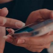 Móvil - Foto de istock | Incibe alerta de una campaña de sms fraudulentos que suplantan a la DGT  para solicitar pagos de supuestas infracciones